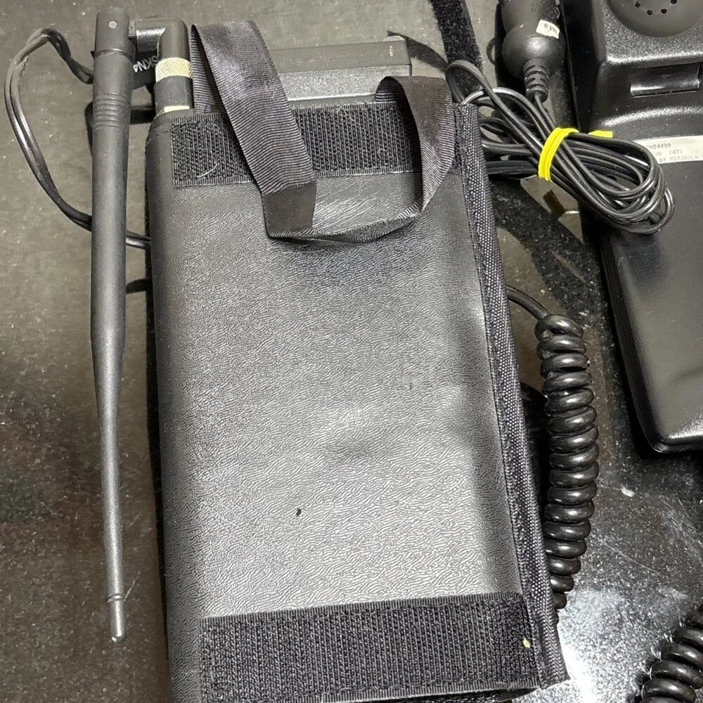 Vintage Motorola In Car Cellular Phone Telephone Battery Charger Case Manual